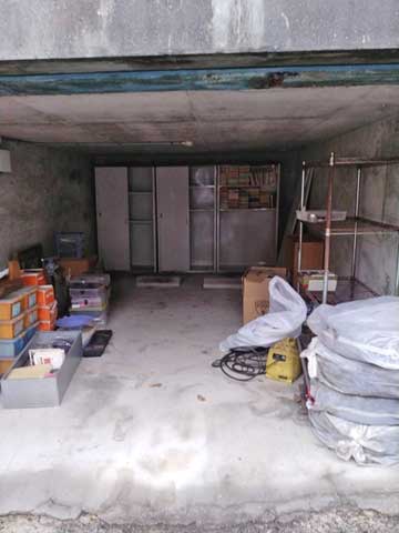 物置化した車庫（Before）