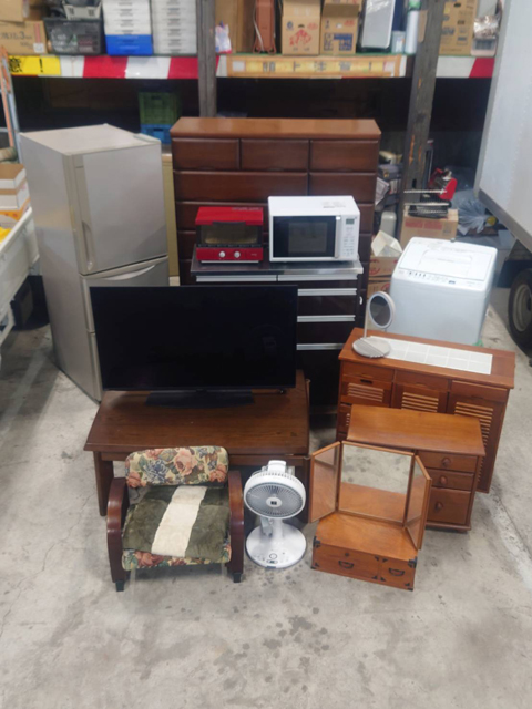 賃貸住宅の片付けで買取りした品々